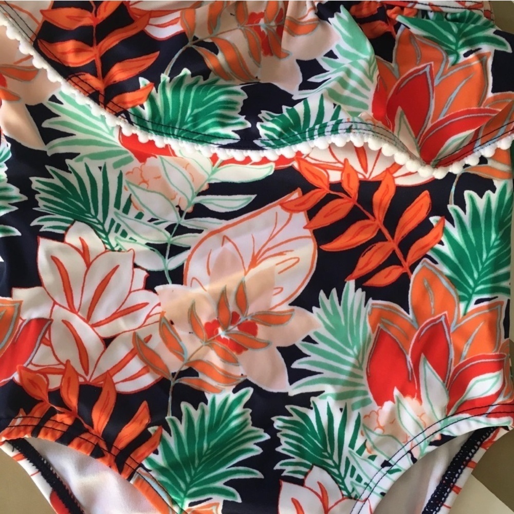 JANIE and Jack 2T swimsuit - Picture 2 of 3